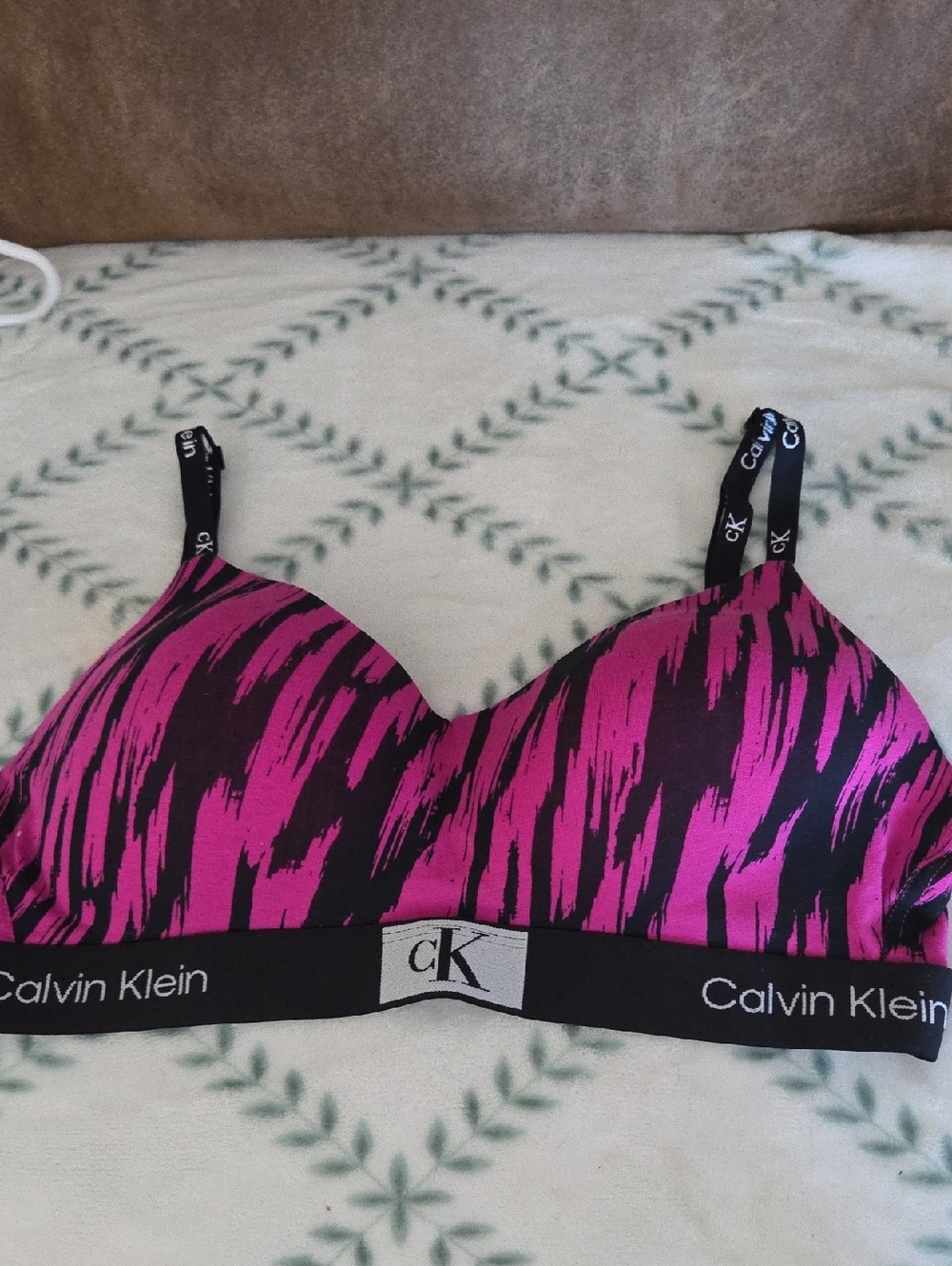 Calvin Klein Pink & Black Wireless Bralette